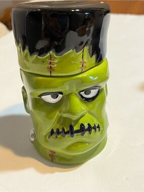 Frankenstein salt & pepper shaker brain Halloween NIB HALLOWEEN MONSTER  goth